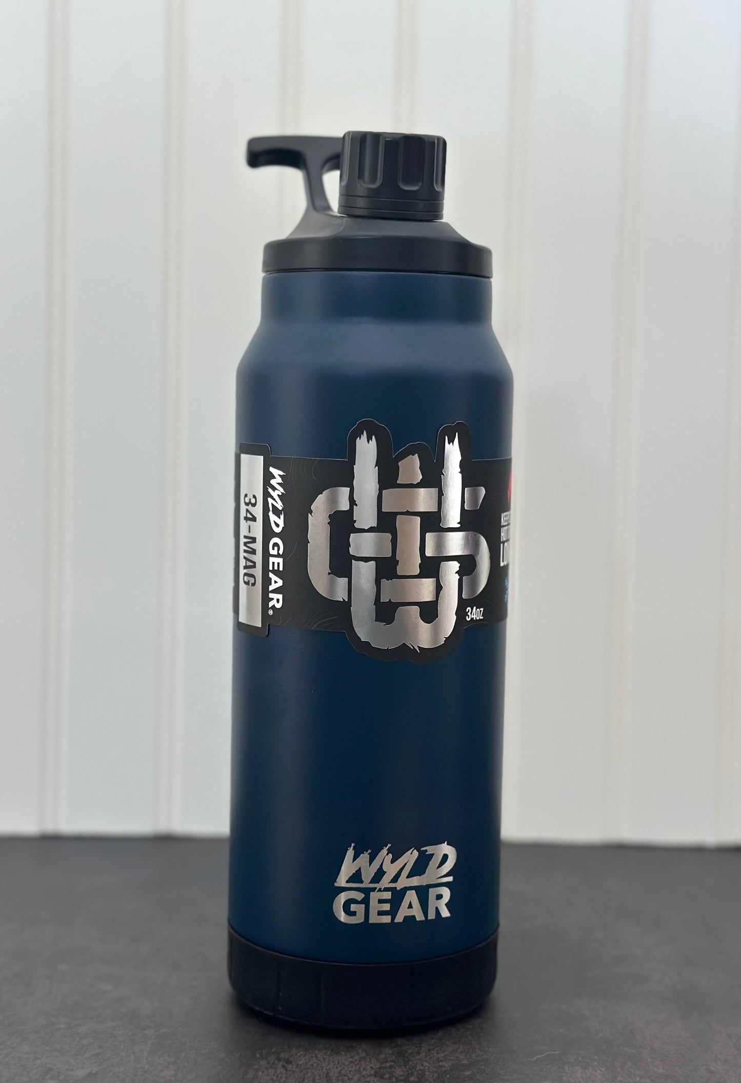 WYLD GEAR 34oz MAG-Flask, Stainless Steel 34oz MAG Bottle